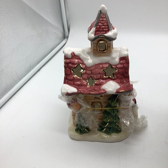 NIB Huntington Hand Painted Ceramic Candle Holder Gingerbread House Christmas - Picture 9 of 11